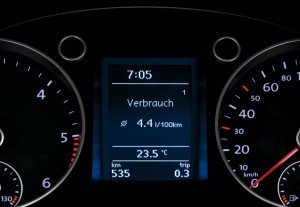 volkswagen-passat-bluemotion-eficiencia-clase-media-12665999094-jpg volkswagen-passat-bluemotion-eficiencia-clase-media-12665999094.jpg