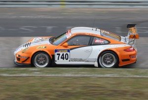 primer-podio-porsche-911-gt3-r-hybrid-nurburgring-12710615606-jpg primer-podio-porsche-911-gt3-r-hybrid-nurburgring-12710615606.jpg