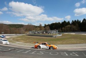 primer-podio-porsche-911-gt3-r-hybrid-nurburgring-12710615607-jpg primer-podio-porsche-911-gt3-r-hybrid-nurburgring-12710615607.jpg