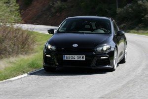 volkswagen-scirocco-r-12734815859.jpg