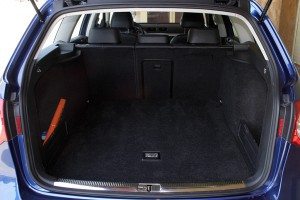 volkswagen-passat-variant-r-line-2-0-tdi-170-dsg-4motion-familiar-camuflaje-127650408012-jpg volkswagen-passat-variant-r-line-2-0-tdi-170-dsg-4motion-familiar-camuflaje-127650408012.jpg