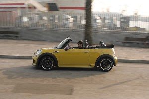mini-cabrio-cooper-s-john-cooper-works-pequeno-diablo-12897820172.jpg