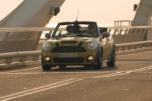 mini-cabrio-cooper-s-john-cooper-works-pequeno-diablo-12897820184.jpg