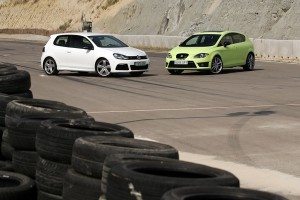 volkswagen-golf-r-contra-seat-leon-cupra-r-12931380326-jpg volkswagen-golf-r-contra-seat-leon-cupra-r-12931380326.jpg