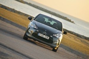 citroen-ds3-1-6-thp-150-arre-caballito-12979869985.jpg