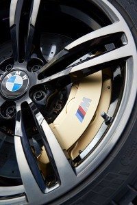 Frenos carbocerámicos opcionales en el BMW M4 Cabrio ©BMW