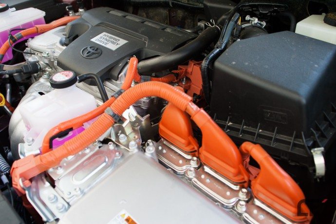 Motor del Toyota RAV4 hybrid AWD