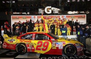 nascar-harvick-gana-budweiser-shootout-2009-daytona-12634554571138-jpg nascar-harvick-gana-budweiser-shootout-2009-daytona-12634554571138.jpg