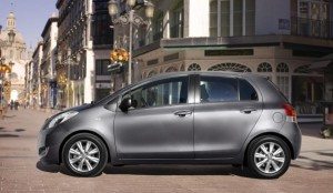 toyota-yaris-2009-mejoras-urbanita-nipon-12634554671224.jpg