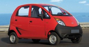 barato-que-moto-nace-tata-nano-12634556332607.jpg