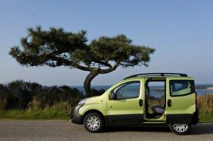 peugeot-bipper-tepee-campo-playa-12634556572790.jpg
