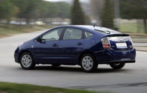 toyota-prius-practicidad-ecologica-12634555271742.jpg