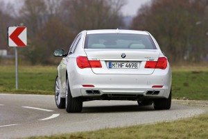 760i-estrena-nuevo-v12-bmw-12634557263308.jpg