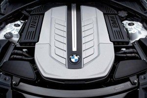 760i-estrena-nuevo-v12-bmw-12634557273312.jpg