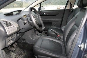 citroen-c4-sedan-hdi-110-exclusive-discreta-distincion-12634556822984-jpg citroen-c4-sedan-hdi-110-exclusive-discreta-distincion-12634556822984.jpg