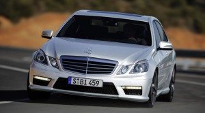 mercedes-benz-e63-amg-dia-dia-12634556692887.jpg