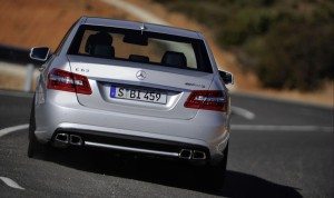 mercedes-benz-e63-amg-dia-dia-12634556692888.jpg