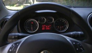 alfa-romeo-mito-1-4-t-jet-distinctive-nada-es-lo-que-parece-12634557753682.jpg