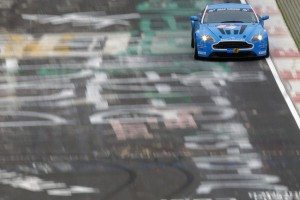 aston-martin-las-24-horas-nurburgring-12634559224731.jpg