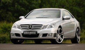 brabus-se-lanza-sobre-clase-e-mercedes-benz-12634559785125-jpg brabus-se-lanza-sobre-clase-e-mercedes-benz-12634559785125.jpg
