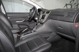 ford-kuga-2-5t-titanium-digno-todo-respeto-12634562401168.jpg