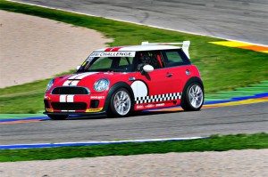 mini-challenge-john-cooper-works-12634562461229.jpg