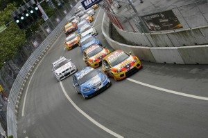wtcc-porto-tarquini-aprieta-clasificacion-imponerse-primera-carrera-1263456203860.jpg
