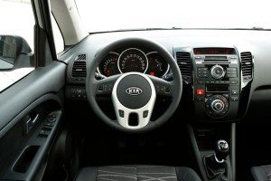 kia-venga-habitabilidad-urbana-12634563752352.jpg