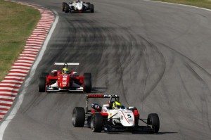 f3-italia-imola-sanchez-lopez-se-impone-primera-carrera-12634564452955-jpg f3-italia-imola-sanchez-lopez-se-impone-primera-carrera-12634564452955.jpg