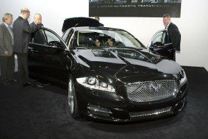 salon-automovil-frankfurt-jaguar-xj-12634565403763.jpg