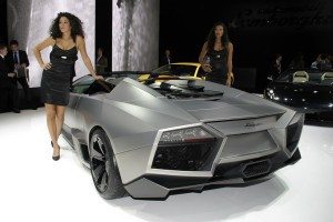 salon-automovil-frankfurt-lamborghini-reventon-roadster-12634564973388.jpg