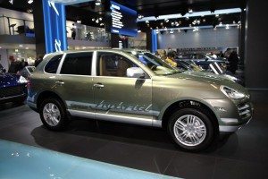 salon-automovil-frankfurt-porsche-cayenne-s-hybrid-12634564923346.jpg
