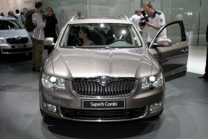 salon-automovil-frankfurt-skoda-superb-combi-12634564963373.jpg