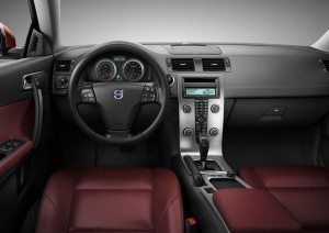 volvo-actualiza-c70-12634564192744.jpg