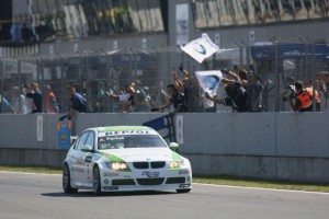 wtcc-oschersleben-cambio-lider-vista-12634564242789.jpg