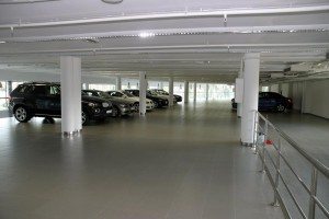 bmw-mini-estrenan-barcelona-uno-sus-mayores-concesionarios-12634566314525-jpg bmw-mini-estrenan-barcelona-uno-sus-mayores-concesionarios-12634566314525.JPG