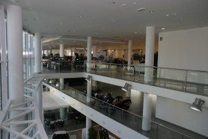 bmw-mini-estrenan-barcelona-uno-sus-mayores-concesionarios-12634566314527-jpg bmw-mini-estrenan-barcelona-uno-sus-mayores-concesionarios-12634566314527.JPG