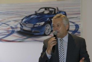 bmw-mini-estrenan-barcelona-uno-sus-mayores-concesionarios-12634566324531-jpg bmw-mini-estrenan-barcelona-uno-sus-mayores-concesionarios-12634566324531.JPG