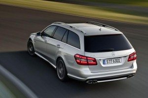 mercedes-benz-e63-amg-estate-lujo-deportividad-familiar-12634566434636.jpg