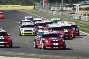 mini-challenge-jose-manuel-milagros-logra-pole-jerez-12634566604772.jpg