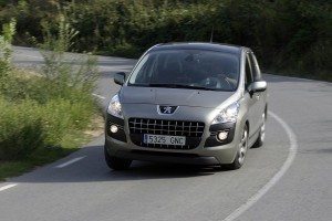 peugeot-3008-1-6-hdi-110-fap-sport-pack-inteligencia-espacial-12634566124363.jpg