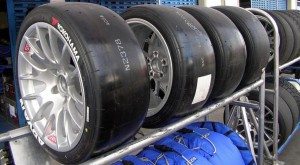 wtcc-nuevos-neumaticos-ecologicos-2010-12634566484673.jpg
