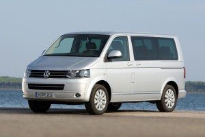 volkswagen-caravelle-familia-punto-aterrizar-12634567705701.jpg
