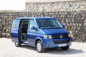 volkswagen-caravelle-familia-punto-aterrizar-12634567705709.jpg