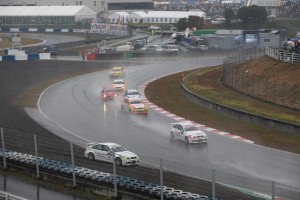 wtcc-osaka-muller-recorta-diferencias-12634567075183.jpg