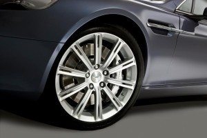 aston-martin-rapide-precio-elegancia-britanica-12634568426338-jpg aston-martin-rapide-precio-elegancia-britanica-12634568426338.jpg
