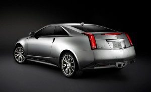 cadillac-cts-coupe-vertice-elegancia-americana-12634568366288.jpg