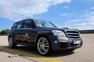 brabus-glk-v12-suv-322-km-h-12634569076875.JPG