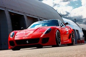 fin-semana-rojo-debut-ferrari-599xx-valencia-12647188522.jpg