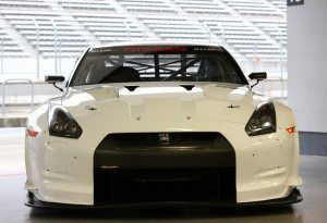 nissan-gt-r-gt1-madera-mundial-fia-gt-12635483684.jpg